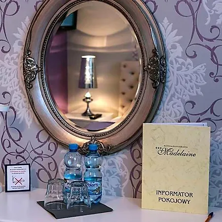Madelaine Hotel 3*