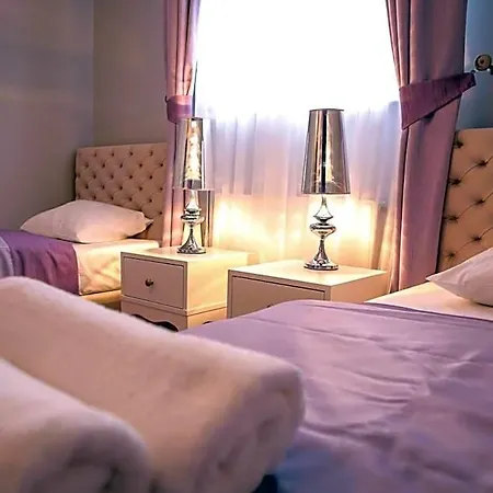 Hotel Madelaine 3*