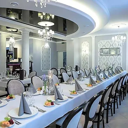 Hotel Madelaine 3*