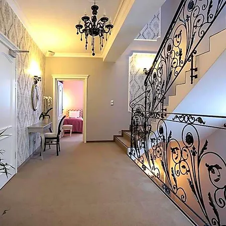 Hotel Madelaine