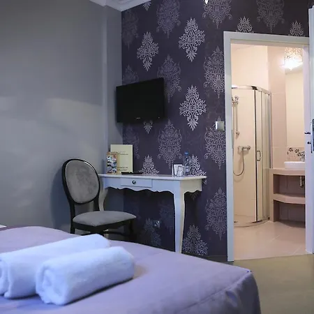 Hotel Madelaine 3*
