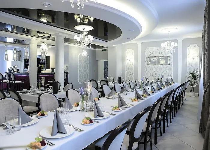 Madelaine Lwówek Śląski