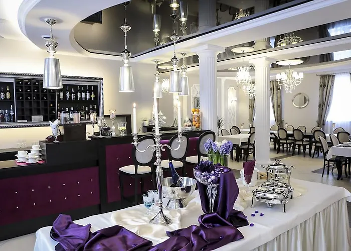 Madelaine Lwówek Śląski